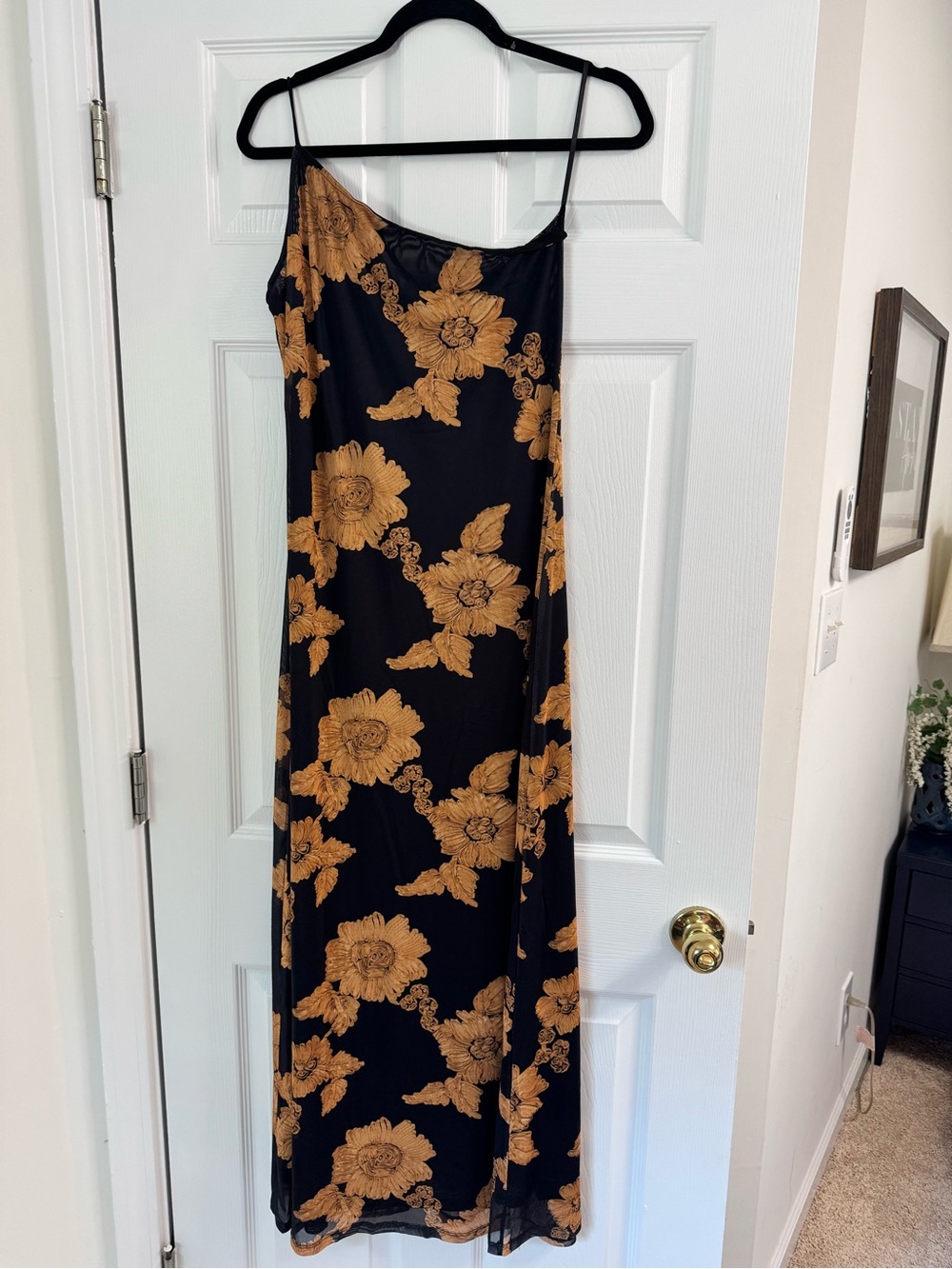 Commense Black One-Shoulder Maxi Dress with Gold Floral Motif